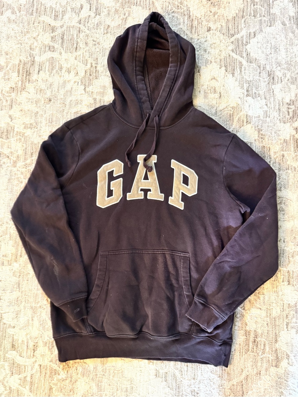 GAP Men's Hoodie in Dark Brown with Cream Logo